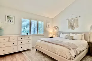 323 Sprucewood Ave, Oak Park, CA 91377 - Photo 13