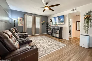 26707 Lexington Ln, Saugus, CA 91350 - Photo 9