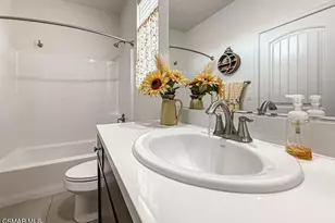 26707 Lexington Ln, Saugus, CA 91350 - Photo 27