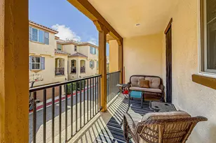 26707 Lexington Ln, Saugus, CA 91350 - Photo 19