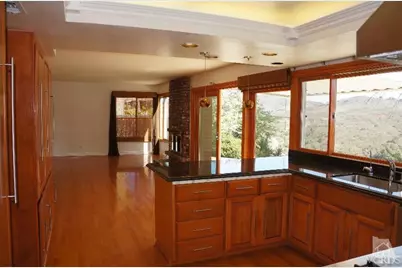 2623 Velarde Drive, Thousand Oaks, CA 91360 - Photo 11