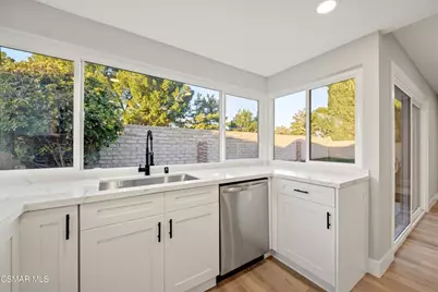 2405 Lee Street, Simi Valley, CA 93065 - Photo 17