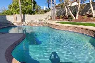 748 Azure Hills Dr, Simi Valley, CA 93065 - Photo 15