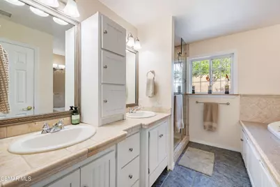 2407 Elizondo Avenue, Simi Valley, CA 93065 - Photo 13