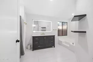1025 Cachuma Ave, Ventura, CA 93004 - Photo 15