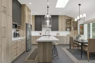 1524 W Riverside Dr, Burbank, CA 91506 - Photo 3