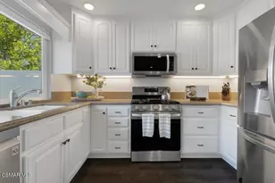 3919 San Clemente Ct, Newbury Park, CA 91320 - Photo 17