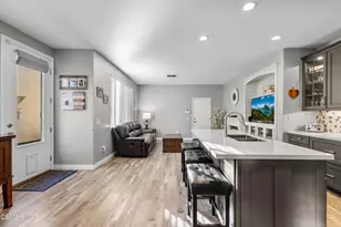 2473 Aurora Ln, Simi Valley, CA 93063 - Photo 7