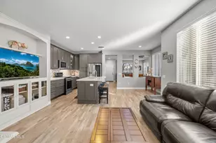 2473 Aurora Ln, Simi Valley, CA 93063 - Photo 15