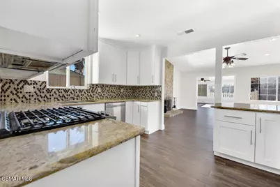 39202 Willowvale Road, Palmdale, CA 93551 - Photo 13