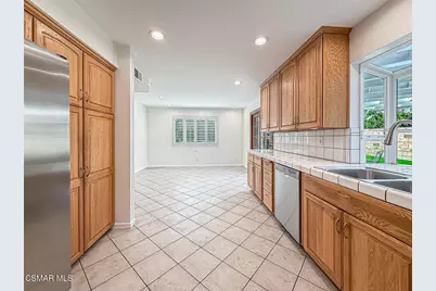 253 Reddington Court, Camarillo, CA 93010 - Photo 15