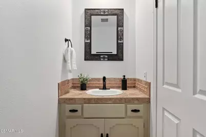 754 Cedar Point Place, Westlake Village, CA 91362 - Photo 17