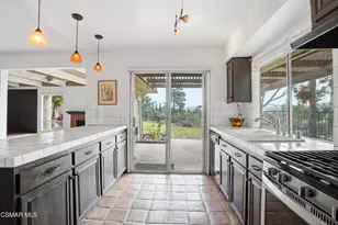 2909 Blue Spruce Cir, Thousand Oaks, CA 91360 - Photo 11