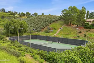 2909 Blue Spruce Cir, Thousand Oaks, CA 91360 - Photo 43