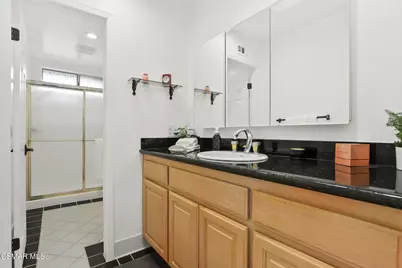 331 Triangle Street, Thousand Oaks, CA 91360 - Photo 23