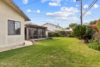 331 Triangle Street, Thousand Oaks, CA 91360 - Photo 35