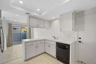 1760 E Avenida De Las Flores, Thousand Oaks, CA 91362 - Photo 15