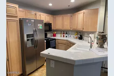 5744 Oak Bend Lane #305, Oak Park, CA 91377 - Photo 3