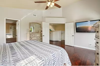 14207 Clemson Street, Moorpark, CA 93021 - Photo 23