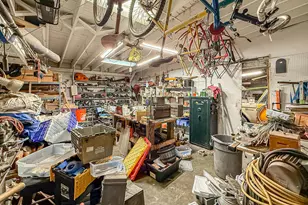 954 Thompson Blvd, Ventura, CA 93001 - Photo 41