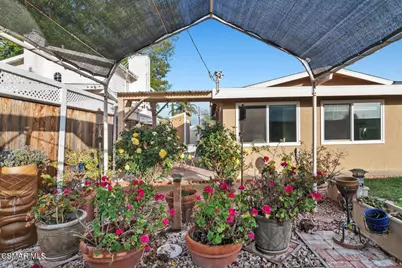 1529 Paul Street, Simi Valley, CA 93065 - Photo 21
