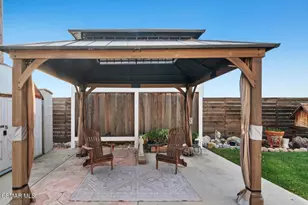 1529 Paul St, Simi Valley, CA 93065 - Photo 19