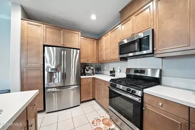 586 Pioneer Street, Camarillo, CA 93010 - Photo 23