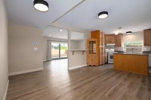 195 Tennyson St, Thousand Oaks, CA 91360 - Photo 7