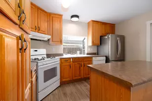 195 Tennyson St, Thousand Oaks, CA 91360 - Photo 5