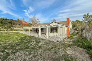 221 Hazelridge Ct, Simi Valley, CA 93065 - Photo 41