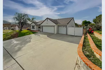 221 Hazelridge Court, Simi Valley, CA 93065 - Photo 3