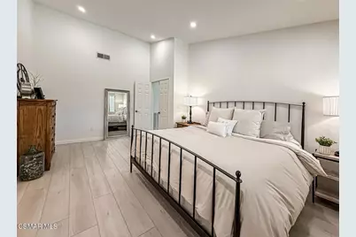 221 Hazelridge Court, Simi Valley, CA 93065 - Photo 33