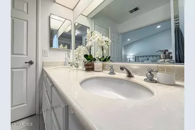 221 Hazelridge Court, Simi Valley, CA 93065 - Photo 35