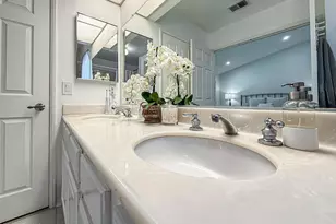 221 Hazelridge Ct, Simi Valley, CA 93065 - Photo 35