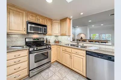 2600 Northshore Lane, Westlake Village, CA 91361 - Photo 15