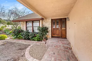 1195 Rotella St, Newbury Park, CA 91320 - Photo 3