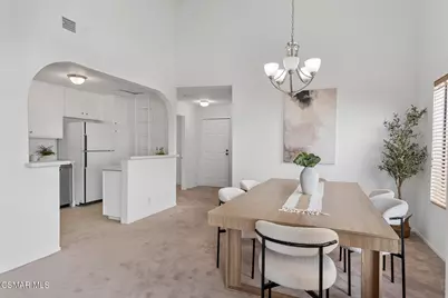 11939 Weddington Street #313, Valley Village, CA 91607 - Photo 5