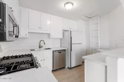 11939 Weddington Street #313, Valley Village, CA 91607 - Photo 53