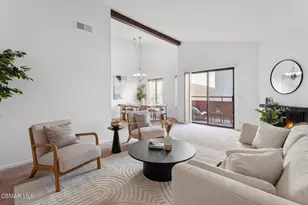 11939 Weddington St, Valley Village, CA 91607 - Photo 15