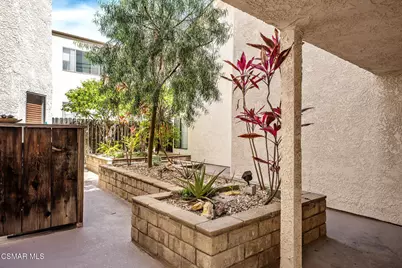 11939 Weddington Street #313, Valley Village, CA 91607 - Photo 39