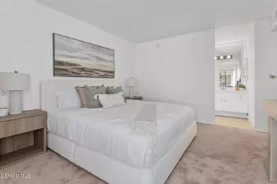 11939 Weddington Street #313, Valley Village, CA 91607 - Photo 25