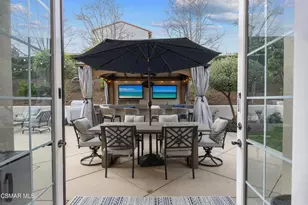 1101 Via Hispano, Newbury Park, CA 91320 - Photo 13