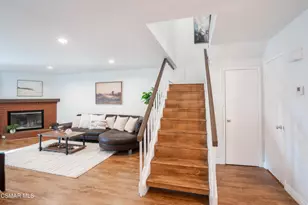 19235 Index St, Porter Ranch, CA 91326 - Photo 7