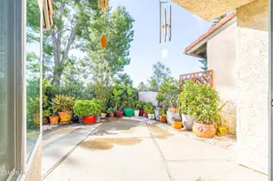 19235 Index St, Porter Ranch, CA 91326 - Photo 23