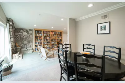 2362 Medina Avenue, Simi Valley, CA 93063 - Photo 21