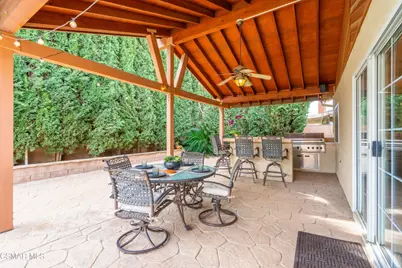 2362 Medina Avenue, Simi Valley, CA 93063 - Photo 7