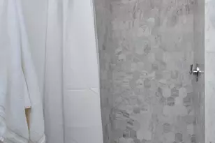 136 Erten St, Thousand Oaks, CA 91360 - Photo 21