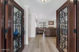 260 Greenmeadow Dr, Thousand Oaks, CA 91320 - Photo 5