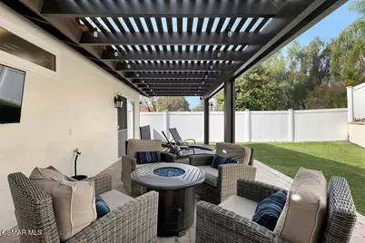 260 Greenmeadow Drive, Thousand Oaks, CA 91320 - Photo 41