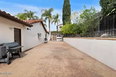 260 Greenmeadow Drive, Thousand Oaks, CA 91320 - Photo 47